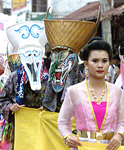 Phi Ta Khon Festival（佛誕節(jié)）