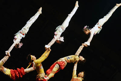 Pekings National Acrobatic Circus perform in Spain