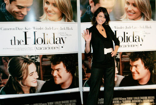 Actress Cameron Diaz waves to photographers during the movie premiere of 