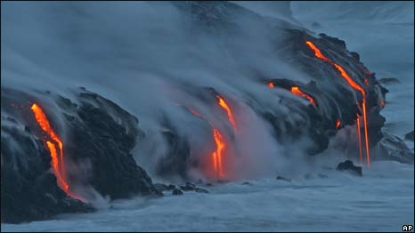 A Two-faced Volcano 夏威夷火山可能再次噴發(fā)