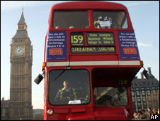 London Transport 倫敦的公交系統(tǒng)