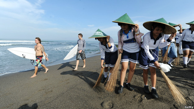 Making a clean sweep 重新開始/壓倒性勝利