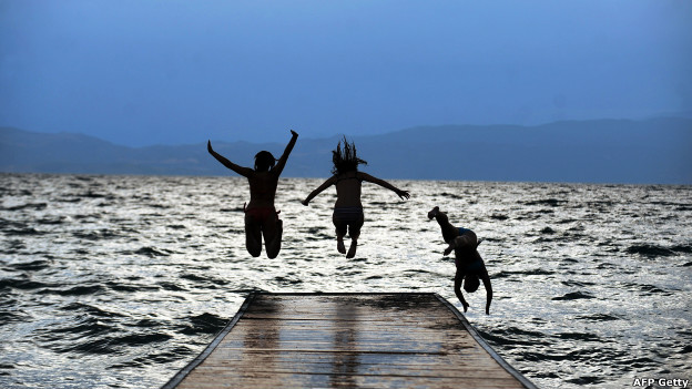 To jump for joy 歡呼雀躍