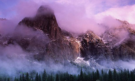 Camp in a California wilderness 露宿加州群山間