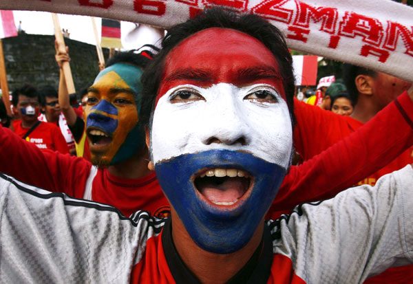 Soccer fans celebrate ahead of World Cup