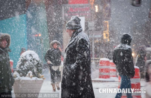 美國紐約遭遇史上最強(qiáng)暴風(fēng)雪