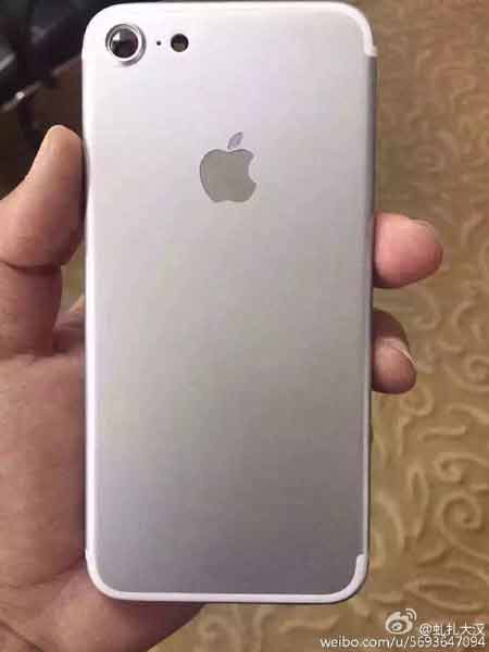 iPhone 7長(zhǎng)啥樣？先來(lái)一睹為快