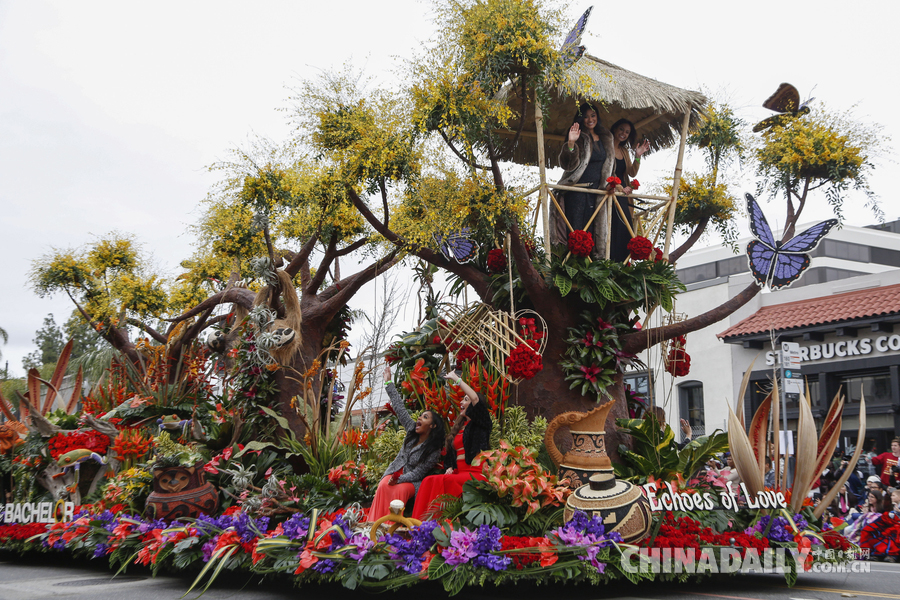 “孫悟空”、“小王子”花車亮相美國(guó)玫瑰花車大游行（組圖）