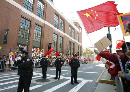 Torch relay ends in San Francisco, closing ceremony relocated