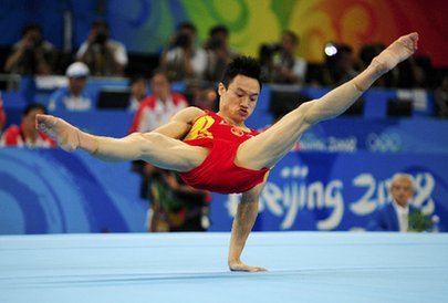 Yang Wei claims men's individual all-around crown