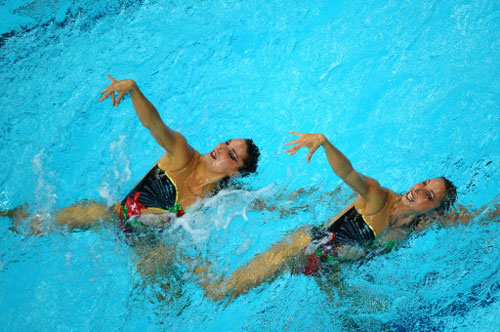 Marvellous synchronised swimming