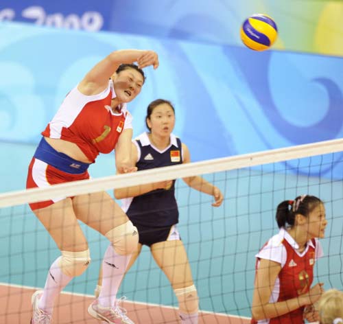 Defending China ousts Russia to book women's volleyball semis berth