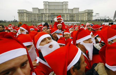 Bucharest breaks Santa world record