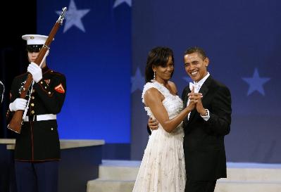 The Obamas dance at Inaugural Ball