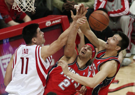 4th Yao-Yi Chinese derby staged in NBA