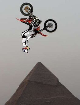 Bikers show stunt skills at Giza pyramids