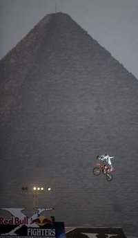 Bikers show stunt skills at Giza pyramids