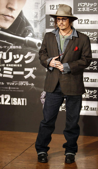 Johnny Depp promotes new movie in Tokyo