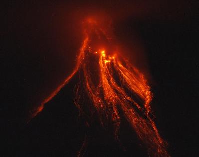 Mayon volcano spews in Legazpi city,the Philippines