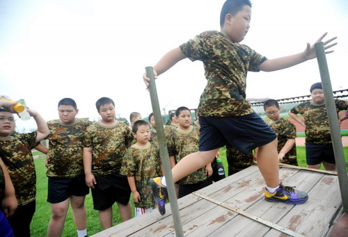 Chubby boys vie to be biggest weight loser