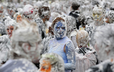 Students foam for hell-raisin tradition