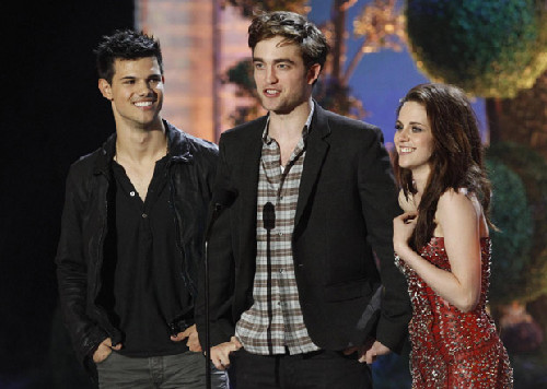 Photos: The 2011 MTV Movie Awards held in Los Angeles