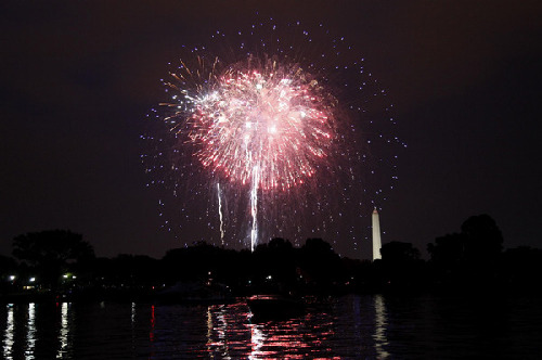 Fireworks mark Independence Day in US