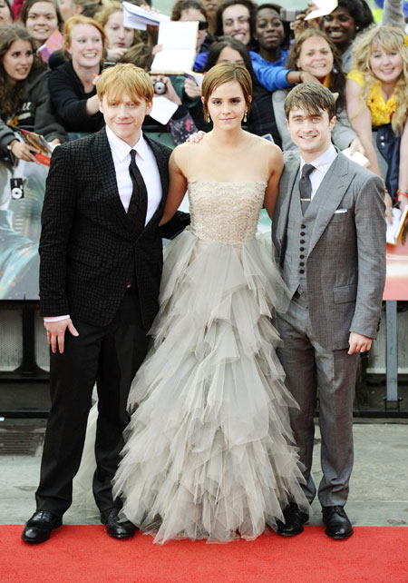 'Harry Potter and the Deathly Hallows - Part 2' premieres